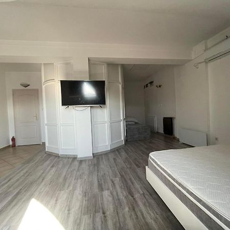 Sunny House Apartman سيغيد المظهر الخارجي الصورة